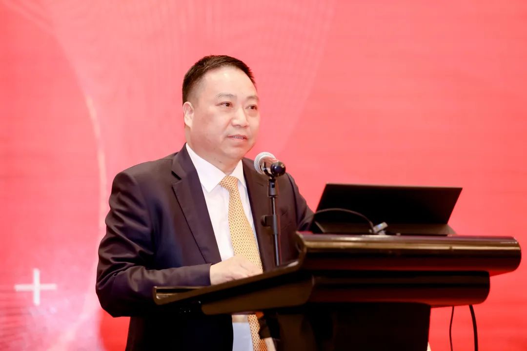 中國化纖協(xié)會七屆三次理事會擴大會議暨七屆五次常務(wù)理事會