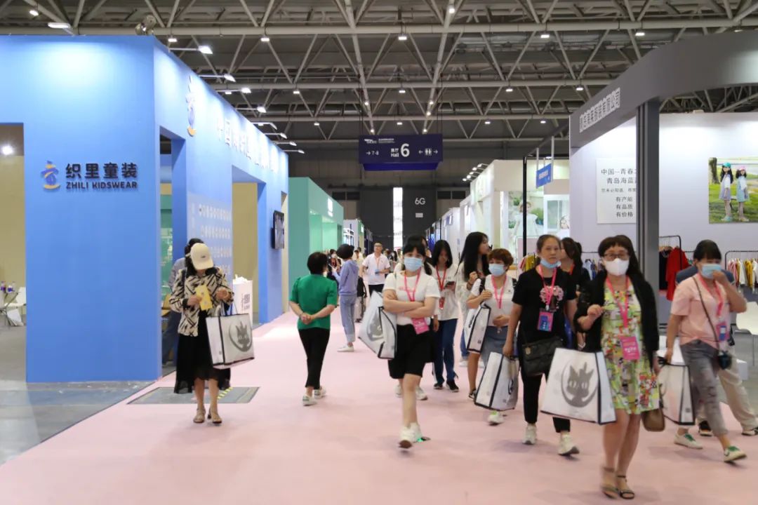 “全新潮代 童領未來”--第五屆中國童裝產業博覽會在佛山開幕!