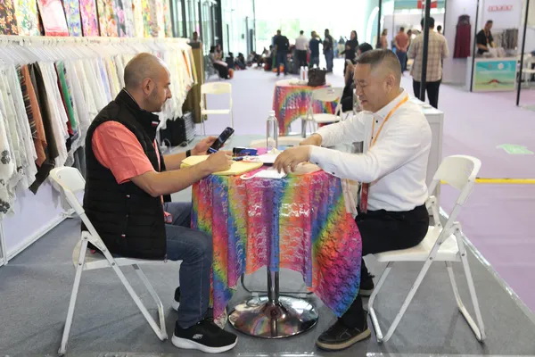 向“新”而生 逐“質”而行!2024中國紹興柯橋國際紡博會(春季) 隆重開幕