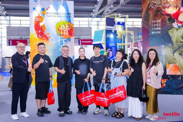 覓良品,謀合作!2024intertextile大灣區展組織服裝設計師組隊走進中國流行面料入圍企業