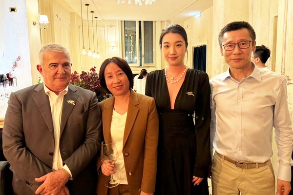 昭奈華裕閃耀米蘭，共繪中意時尚融合新篇章