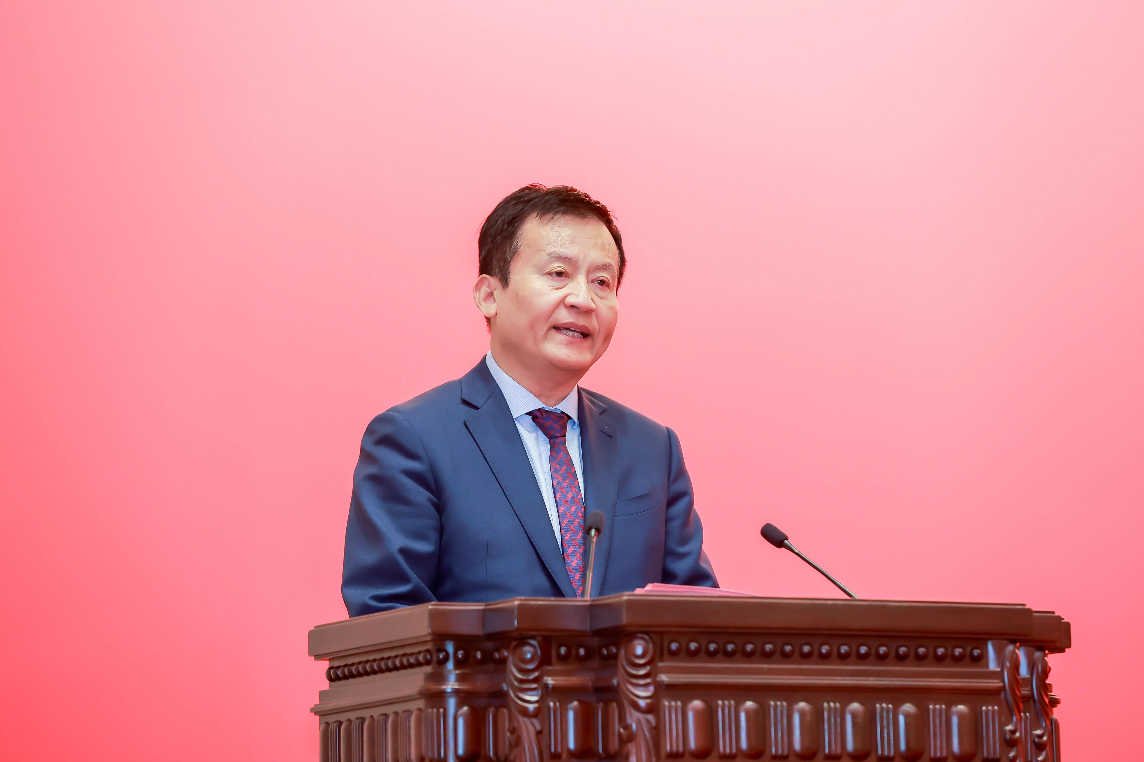 將紡織強國建設推向新高度——2024年度中國紡織工業聯合會科學技術獎勵大會舉行