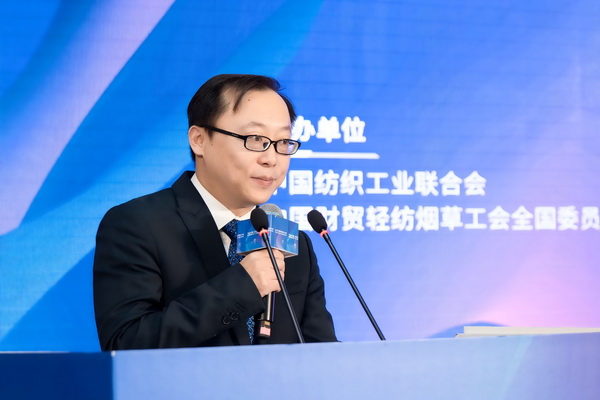 紋創(chuàng)新象,挖掘創(chuàng)意設(shè)計(jì)人才!2025年紡織行業(yè)紡織面料設(shè)計(jì)師(圖案設(shè)計(jì))職業(yè)技能競(jìng)賽全國(guó)決賽順利舉行